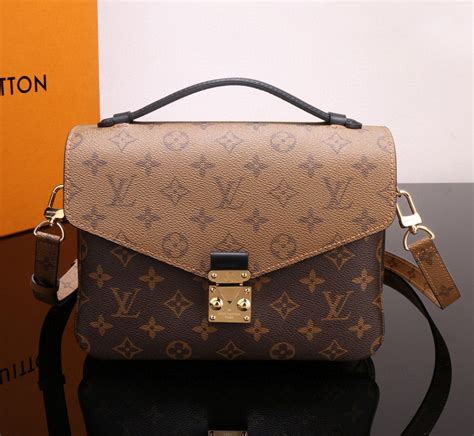 louis vuitton pochette metis strap|louis vuitton reverse pochette metis.